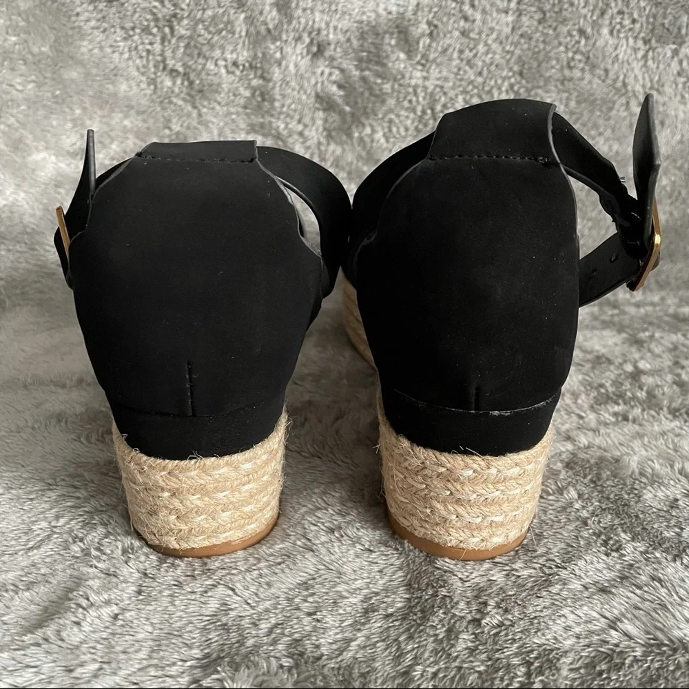 Bamboo Black Scallop Edged Band Platform Espadrille Sandals Size 7.5 Ankle Strap